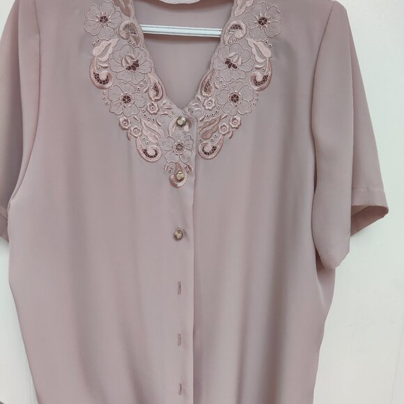 Size XL Ladies Blouse in Rose Taupe Color - Picture 1 of 4